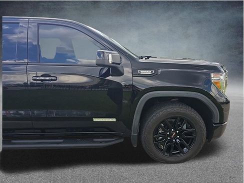 Used 2021 GMC Sierra 1500 Elevation w/ Preferred Package AWD/4WD image 16