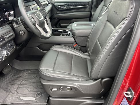 Used 2024 GMC Yukon Denali w/ Max Trailering Package RWD image 11