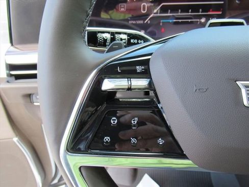 New 2026 Cadillac Escalade ESV Luxury image 26