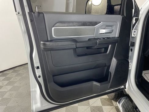 Certified 2022 RAM 2500 Big Horn image 17