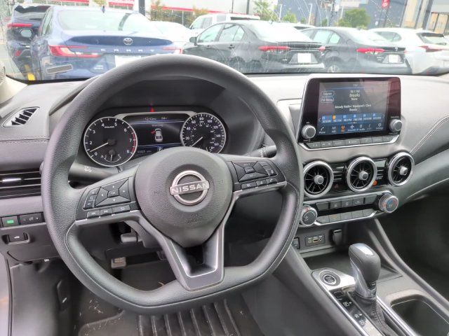 Used 2024 Nissan Sentra SV FWD image 24