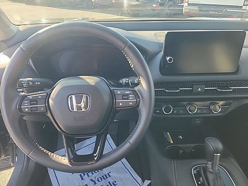 Used 2024 Honda HR-V EX-L image 10