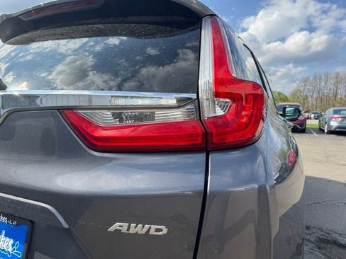 Used 2017 Honda CR-V EX-L image 9