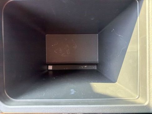 Used 2023 Nissan Sentra SR w/ Midnight Edition Package image 30