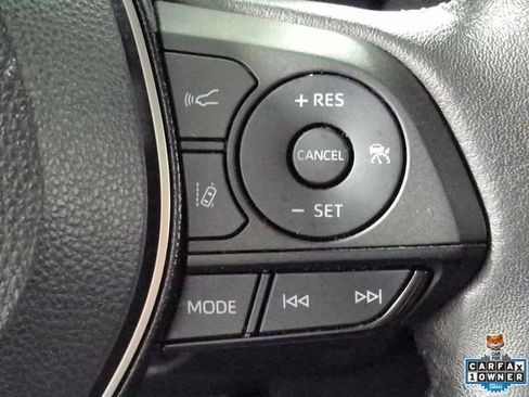 Certified 2022 Toyota RAV4 XLE w/ Convenience Package AWD/4WD image 13