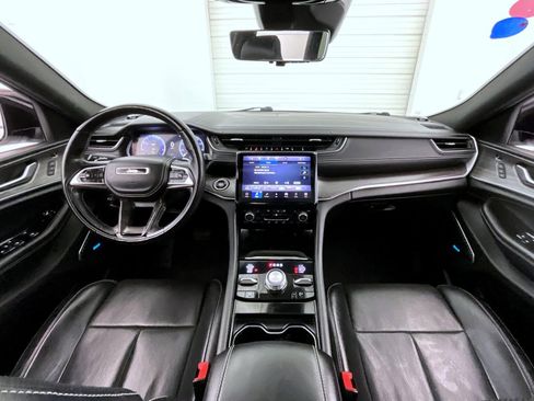 Used 2022 Jeep Grand Cherokee L Overland w/ Advanced Protech Group III image 13