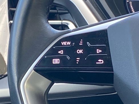 Used 2024 Audi Q4 e-tron Premium w/ Convenience Package image 5