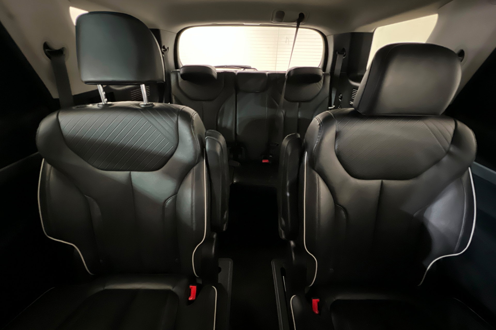 Used 2025 Hyundai Palisade SEL FWD image 27
