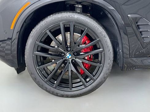 Used 2024 BMW X5 xDrive40i w/ M Sport Package image 31