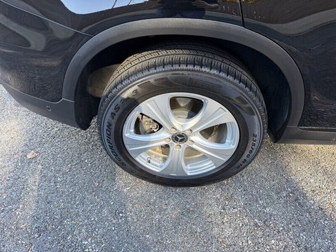 Used 2018 Mercedes-Benz GLC 350e 4MATIC image 13