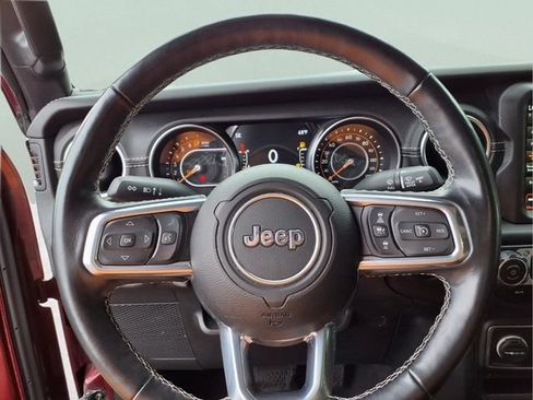 Used 2021 Jeep Gladiator Overland w/ Popular Equipment Package AWD/4WD image 22