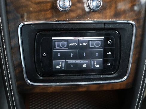 Used 2017 Bentley Flying Spur S V8 AWD/4WD image 23