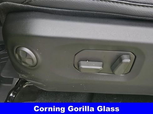 New 2025 Jeep Gladiator High Tide image 28