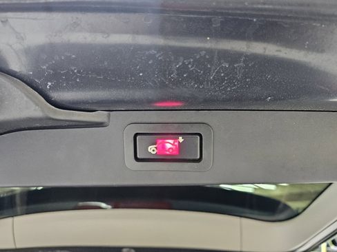 Used 2011 BMW X5 xDrive35d image 15