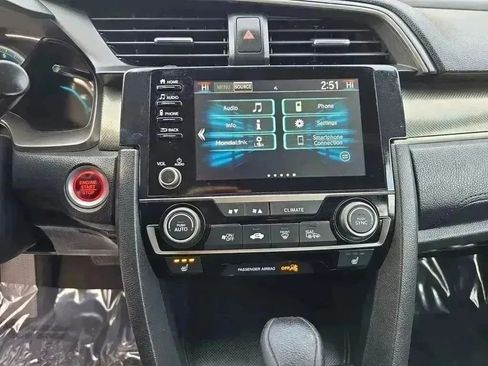 Used 2019 Honda Civic EX image 11
