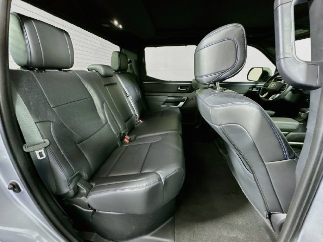 Used 2023 Toyota Tundra Platinum AWD/4WD image 28