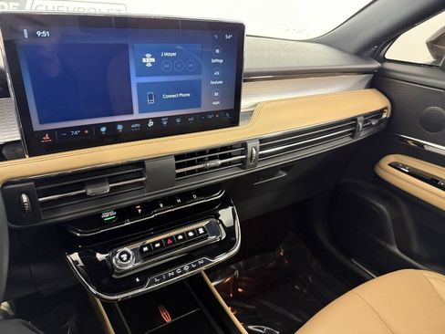 Used 2023 Lincoln Corsair Reserve w/ Equipment Group 201A image 26