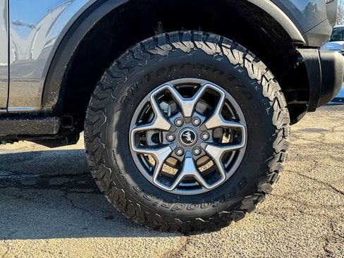 Certified 2025 Ford Bronco Badlands image 12