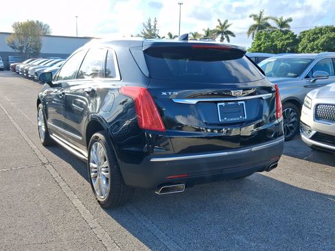 Used 2017 Cadillac XT5 Premium Luxury w/ LPO, Wheel Lock Package FWD image 3