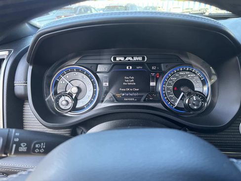 Used 2020 RAM 1500 Limited image 28