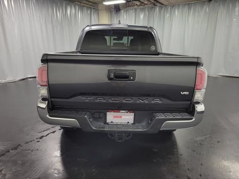 Used 2023 Toyota Tacoma TRD Off-Road AWD/4WD image 7
