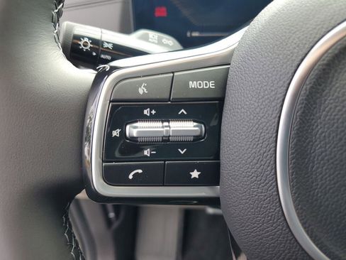 New 2026 Kia Carnival FWD image 11