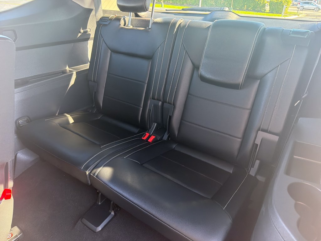 Certified 2023 Volkswagen Atlas SE w/ Panoramic Sunroof Package AWD/4WD image 24