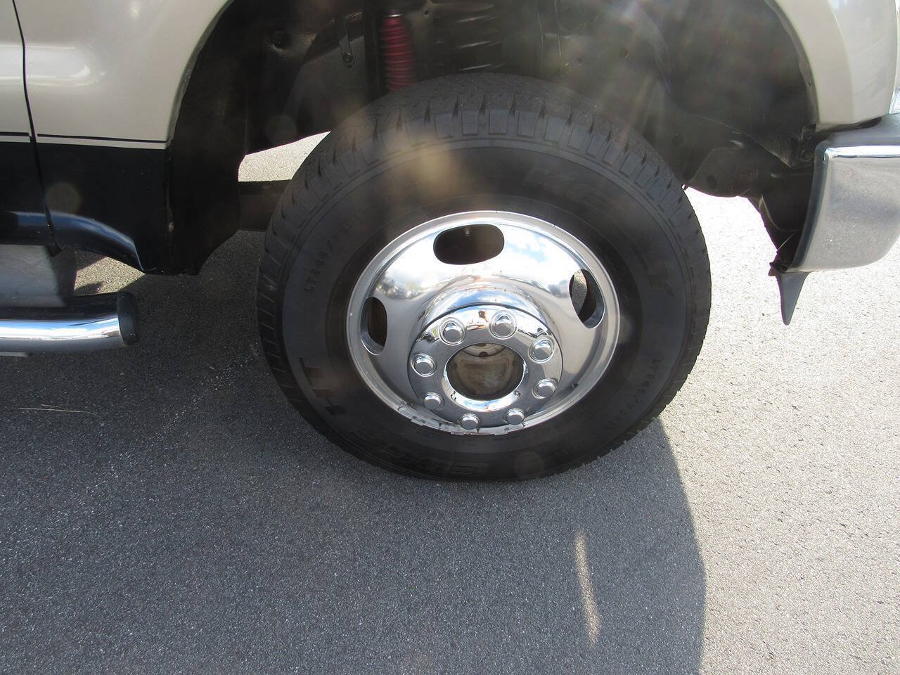 Used 2008 Ford F350 Lariat AWD/4WD image 13