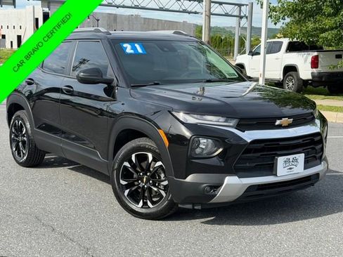Used 2021 Chevrolet TrailBlazer LT FWD image 1