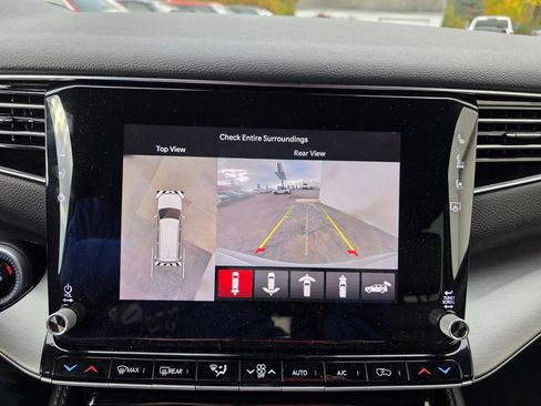 New 2025 Jeep Wagoneer Series III w/ Premium Group I image 12