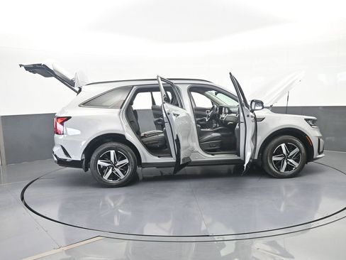 Used 2023 Kia Sorento EX FWD image 74