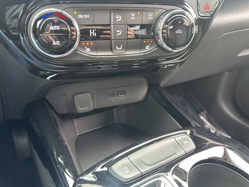 New 2026 Chevrolet Trax LT w/ Driver Confidence Package image 47