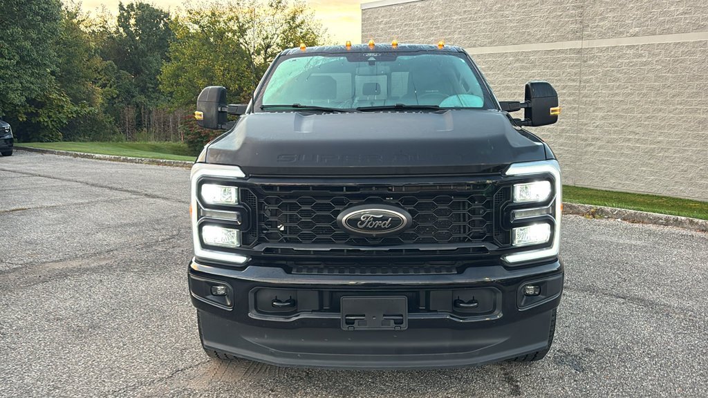 Used 2025 Ford F250 Lariat w/ Black Appearance Package AWD/4WD image 6