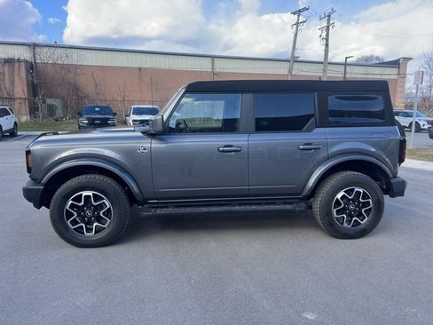 Used 2023 Ford Bronco Outer Banks image 8