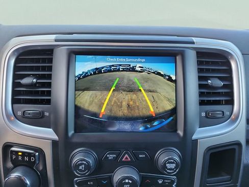 Used 2018 RAM 1500 Big Horn image 12