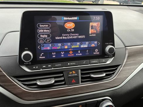 Used 2023 Nissan Altima 2.5 SV image 21