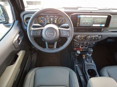 New 2026 Jeep Gladiator Mojave AWD/4WD image 9