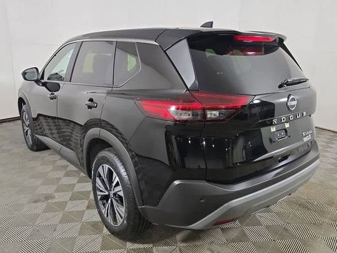 Used 2023 Nissan Rogue SV image 12