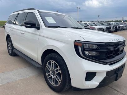 Used 2025 Ford Expedition Active
