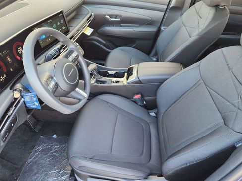 New 2026 Hyundai Tucson SE FWD image 9