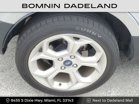 Used 2021 Ford EcoSport SE w/ SE Convenience Package image 5