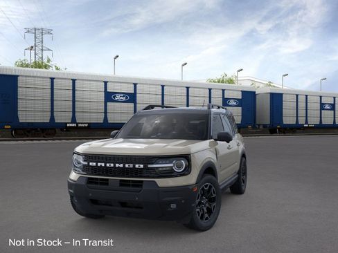 New 2025 Ford Bronco Sport Outer Banks w/ Outer Banks Tech Package+ image 2