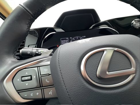 Used 2025 Lexus NX 250 FWD w/ Cold Area Package image 43