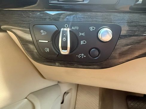 Used 2018 Audi Q7 3.0T Prestige AWD/4WD image 29