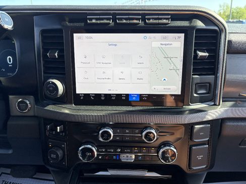 Used 2024 Ford F250 Platinum w/ FX4 Off-Road Package AWD/4WD image 26
