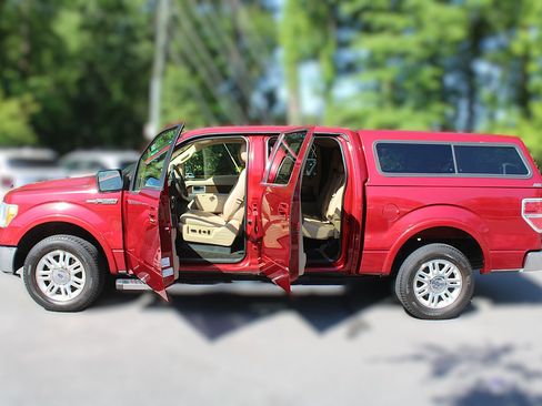 Used 2014 Ford F150 Lariat w/ Equipment Group 501A Mid RWD image 6