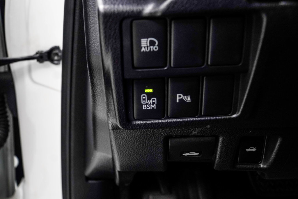 Used 2020 Lexus IS 300 AWD w/ Premium Package image 39