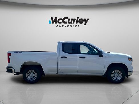 Used 2025 Chevrolet Silverado 1500 W/T w/ WT Value Package AWD/4WD image 8