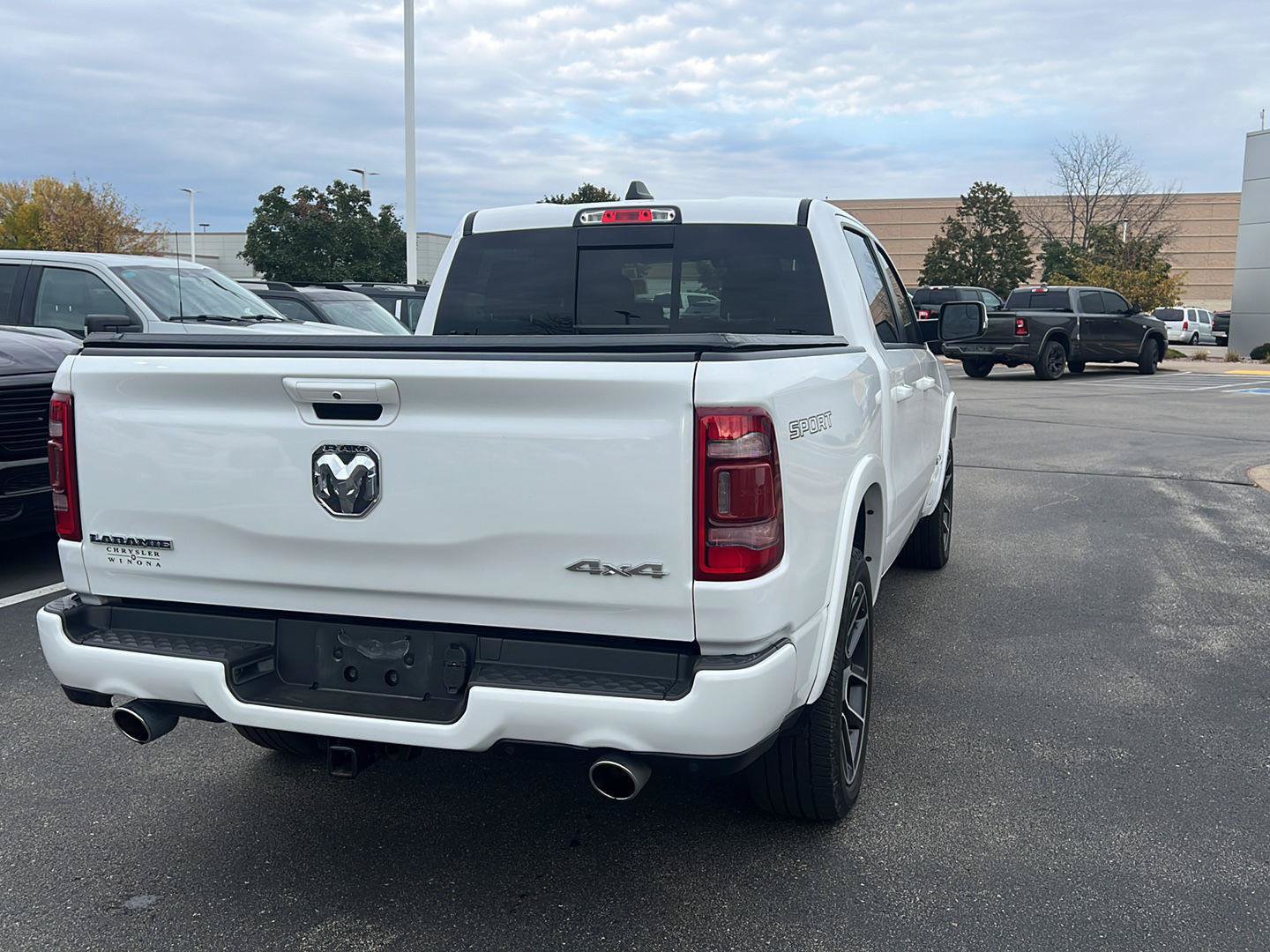 Used 2021 RAM 1500 Laramie AWD/4WD image 6