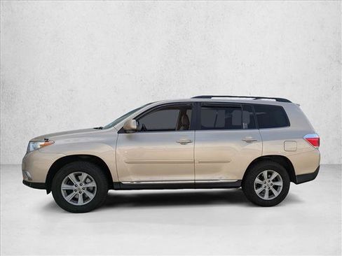 Used 2013 Toyota Highlander SE image 8